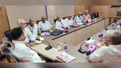 महागठबंधन संपूर्ण क्रांति दिवस पर जारी करेगा नीतीश सरकार का रिपोर्ट कार्ड, कांग्रेस रही बैठक से नदारद