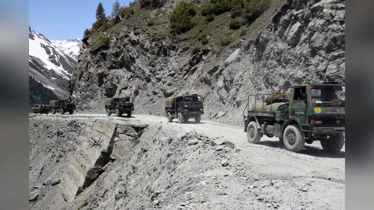 Galwan Valley में भारतीय सैनिकों के साथ खूनी हिंसा में मारे गए थे 4 PLA सैनिक, चीन ने पहली बार बताया