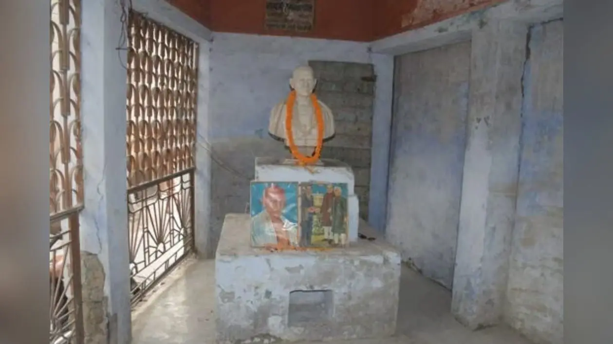 Gandhi Jayanti: महात्मा गांधी के भाषणों ने रुहेलखंड के क्रांतिकारियों में भर दिया था जोश, छोड़ गए थे चरखा