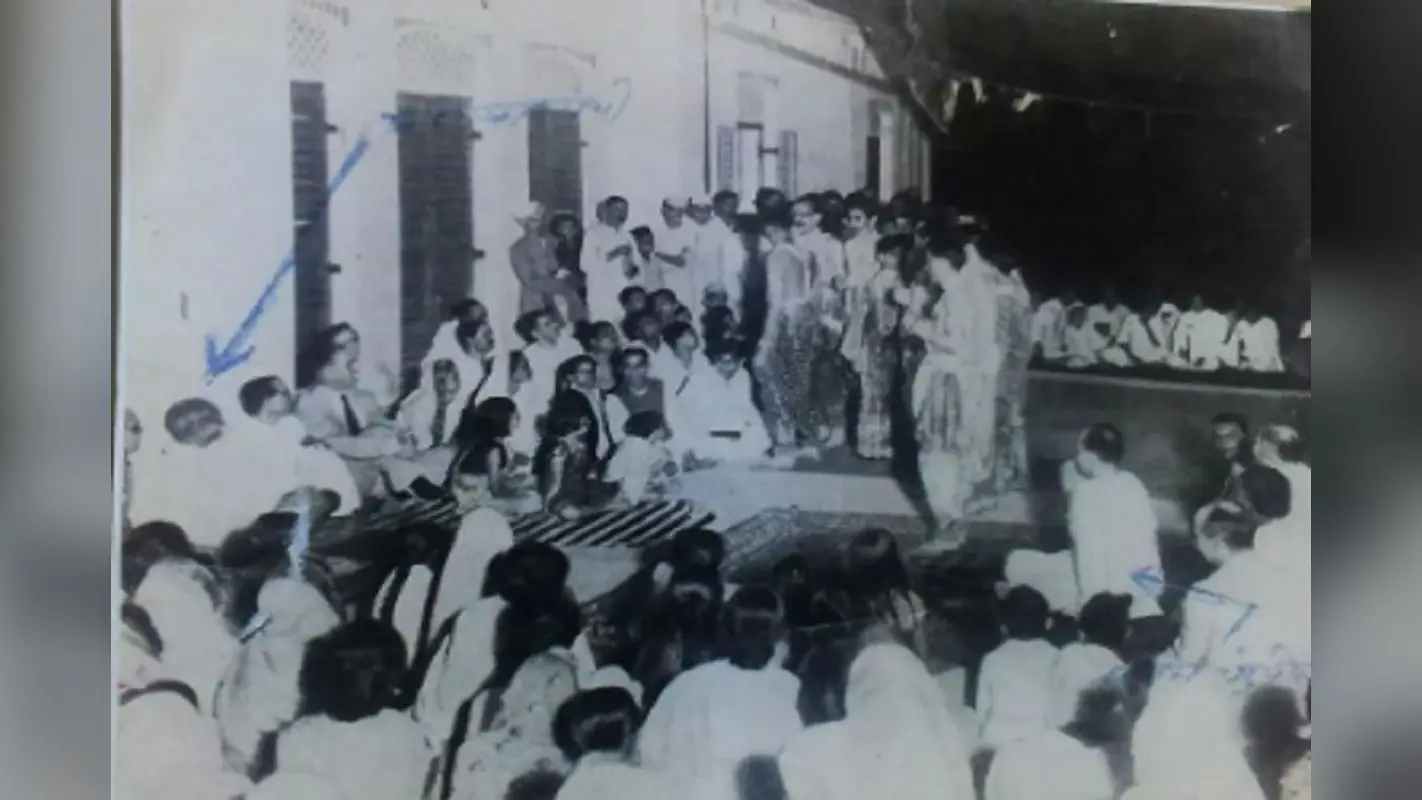 झारखंड : गांधी जी छऊ नृत्य के थे बड़े प्रशंसक, कहा थी बड़ी बात