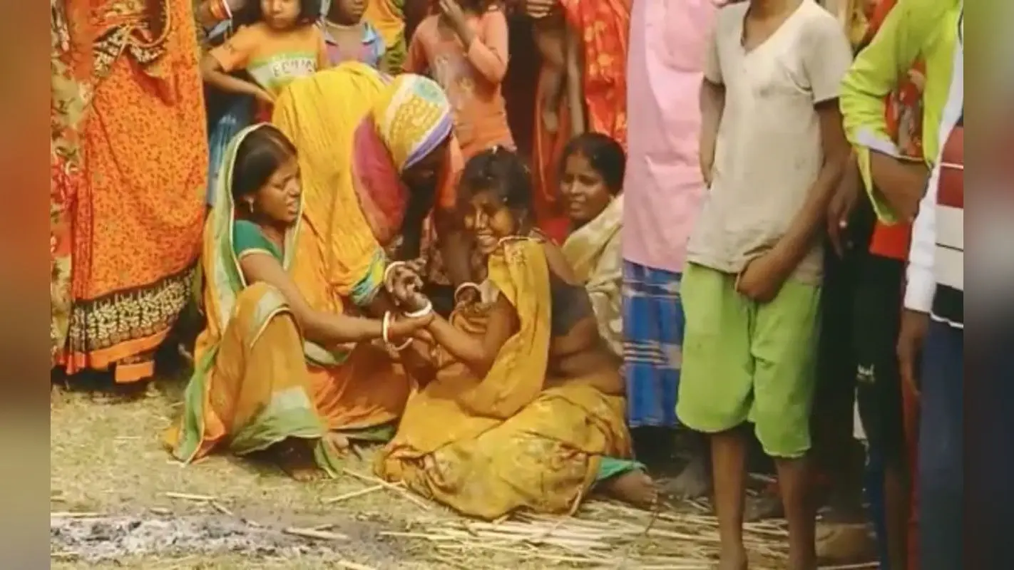 साहिबगंज : गंगा नदी में छोटी नाव पलटने से दो लोगों की मौत, कुहासे के कारण हुआ हादसा