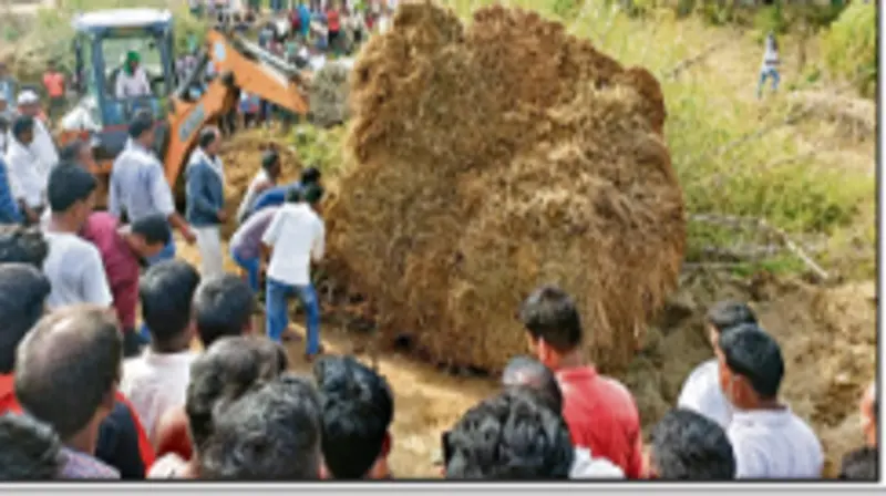 झारखंड : गढ़वा के बंशीधर मंदिर में अपनी मर्जी से विराजे हैं श्री कृष्ण, दर्शन मात्र से पूरी होती हैं मन्नतें