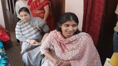 UPSC 2022 Topper: पिता की मौ के बाद शुरू हुआ गरिमा का संघर्ष, जानें बिहार की बेटी को कैसे मिली सफलता