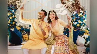 गौहर खान-जैद दरबार की शादी की रस्में शुरू, चिक्सा सेरेमनी में एक-दूजे का हाथ थामे कुछ इस तरह नजर आया कपल, देखें PHOTOS