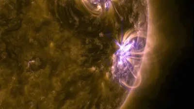 Solar Storm : आज पृथ्वी से टकरा सकता है जियोमैग्नेटिक तूफान, बिजली गुल होने की संभावना