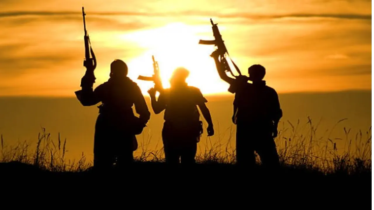 UP ATS : अलीगढ़ का शिक्षक ही निकला ISIS का मुख्य आतंकी, छात्रों को संगठन के लिए करता था तैयार