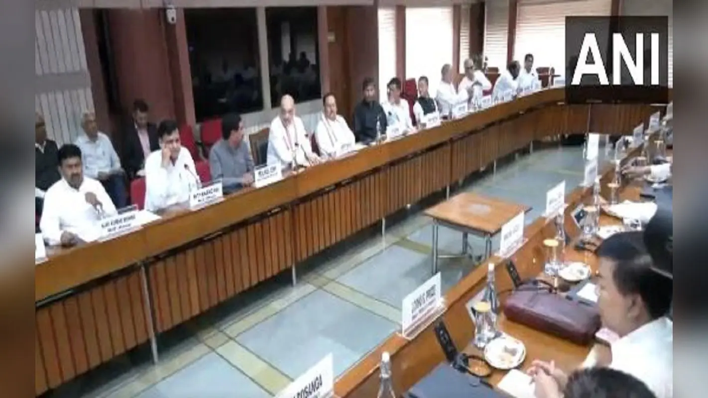 Measles: क्या है खसरा? किन कारणों से फैलता है ये वायरस, देशभर में इतने मामले आए सामने