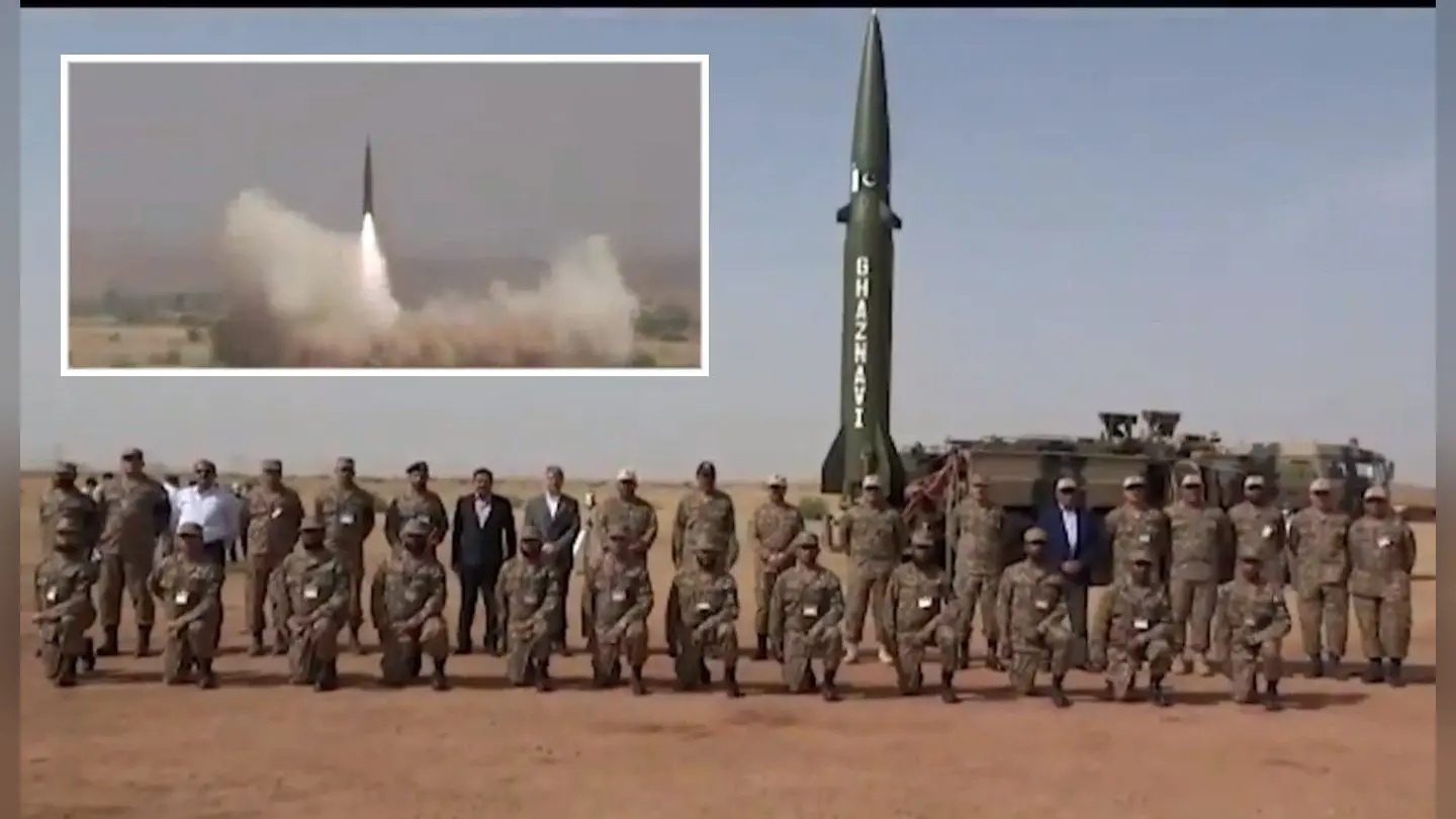Pakistan Army Test Ghaznavi Missile: भारत के ‘निर्भय’ के जवाब में पाकिस्तान ने दागा बैलिस्टिक मिसाइल ‘गजनवी’