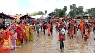 सावन 2022: गोडियारी नदी में कांवरियों की मस्ती, फोटोग्राफी का क्रेज और भुट्टे का स्वाद, देखें तस्वीरें