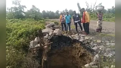 धनबाद के इन स्थानों पर बना 25 से 30 फीट का गहरा गोफ, हो रहा जहरीली गैस का रिसाव