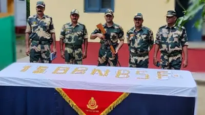 Gold Smuggling News: पश्चिम बंगाल में 21.22 करोड़ का Gold बरामद, तस्कर बांग्लादेश की ओर भागे