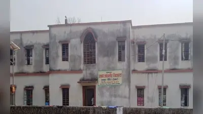 बोकारो के गोमिया आवासीय आश्रम विद्यालय मरम्मत के अभाव में जर्जर, छात्रों ने की है पेयजल की व्यवस्था