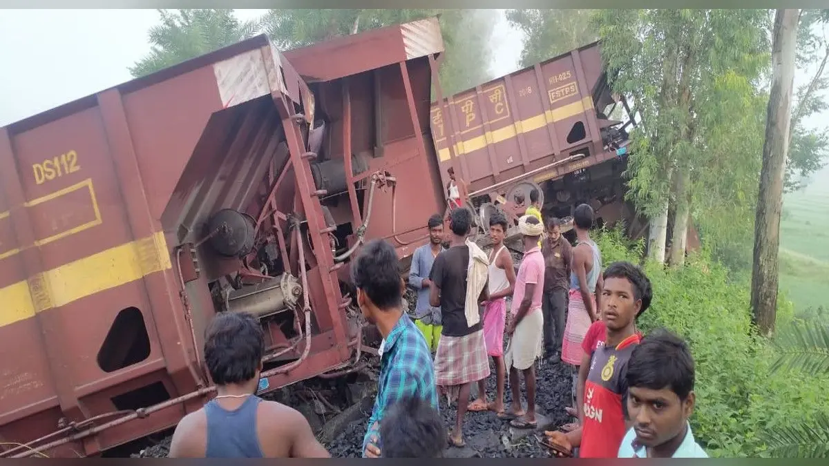 Indian Railways News: आद्रा रेल मंडल के ओंदाग्राम के पास दो मालगाड़ियों की जोरदार टक्कर, कई ट्रेनें रद्द