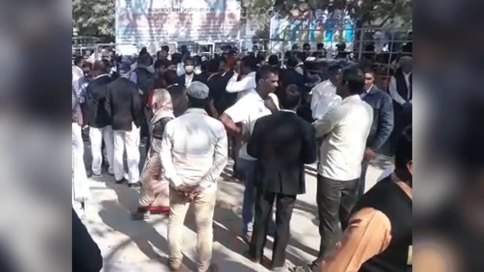 Jharkhand News: झारखंड के धनबाद में मासूम बच्ची से गंदी हरकत करने के दोषी को 5 साल सश्रम कैद की सजा