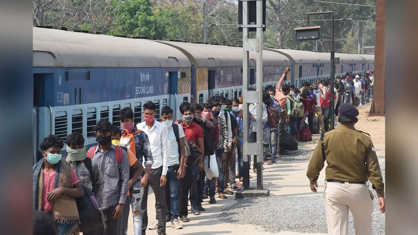 Video: बिहार में अय्याशी के लिए कम पड़े पैसे तो बैंक से लूटे लाखों रुपए, 10 दिनों के भीतर पुलिस ने दबोचा