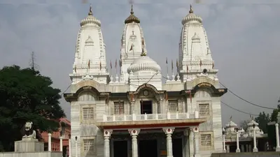 गोरखनाथ मंदिर में लगने वाले खिचड़ी मेला की तैयारियां हुईं तेज, इस बार ‘से नो टू पॉलीथीन’ होगा थीम