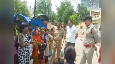 UP: ट्रैक्टर-ट्रॉली ले उड़े चोर का नहीं था कुछ अता-पता, पुलिस ने लगाया दिमाग और पहुंची सीधा घर, गिरफ्तार