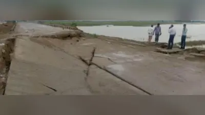 गोरखपुर-वाराणसी राष्ट्रीय राजमार्ग की बारिश ने खोली पोल, 40 मीटर तक धंस गया जल्द बना फोरलेन