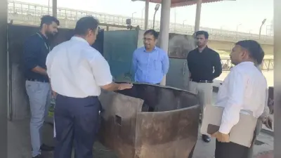 गोरखपुर: कड़ी सुरक्षा के बीच मस्जिदों में पढ़ी गई ईद उल अजहा की नमाज, ड्रोन से हुई निगरानी