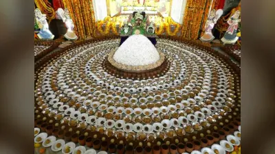 Govardhan Puja 2023 : भयौ भात कौ कोट , ओट गिरिराज ढकानौ , अदभुत है ब्रज की अन्नकूट परम्परा