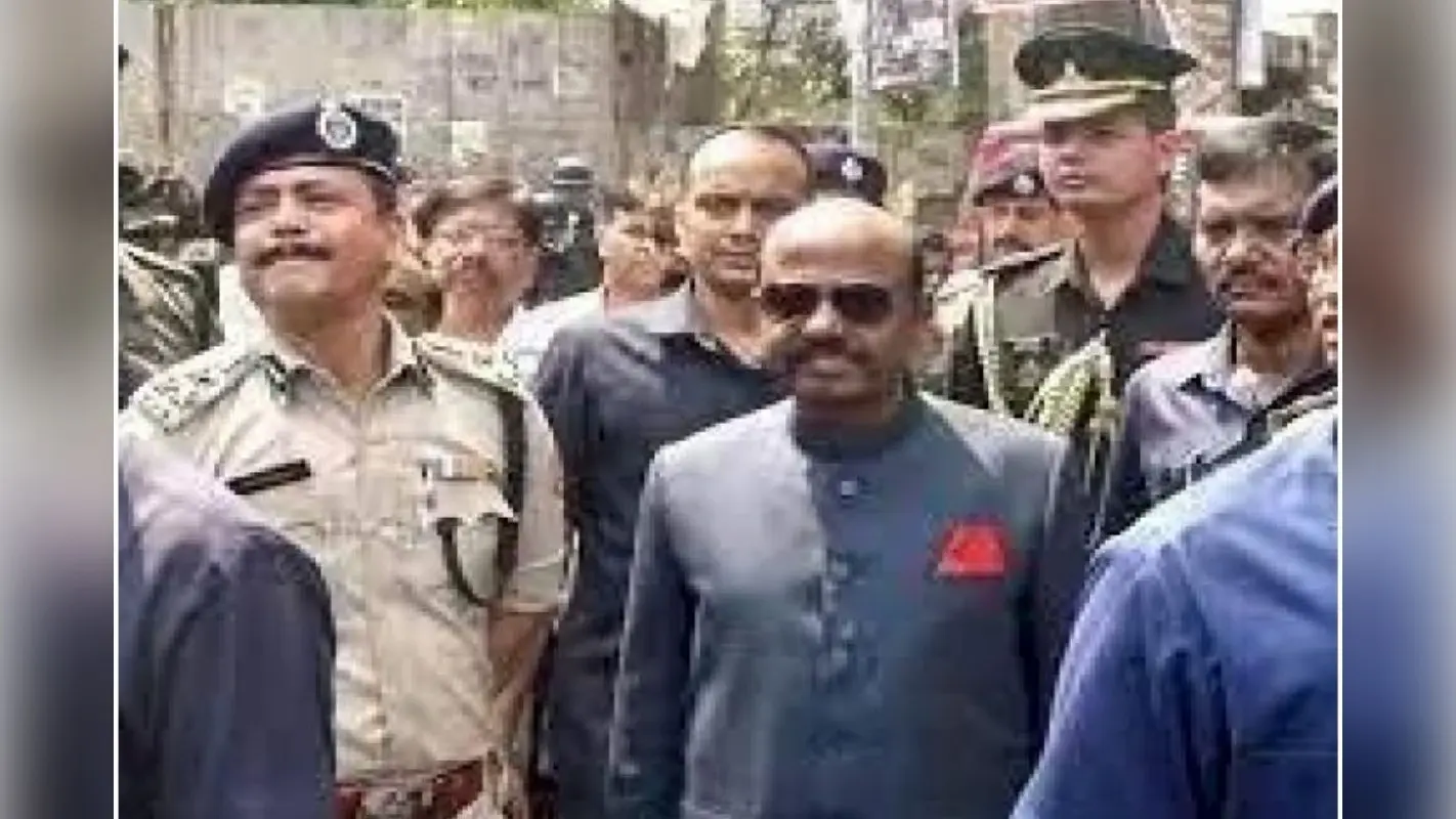 पंचायत चुनाव : देगंगा में बमबाजी, तृणमूल समर्थक की मौत,पीड़ित परिवार से राज्यपाल सीवी आनंद बोस ने किया संपर्क