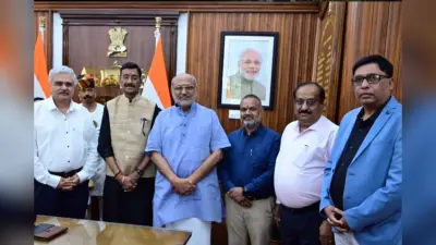 झारखंड के राज्यपाल सीपी राधाकृष्णन को श्री कृष्ण जन्माष्टमी व अमृत दही हांडी प्रतियोगिता का आमंत्रण