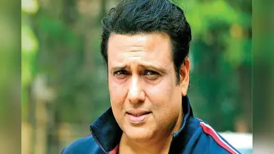 Govinda First Video: गोली लगने के बाद गोविंदा की पहली झलक आई सामने, बेल्ट बांधे व्हीलचेयर पर दिखे सुपरस्टार