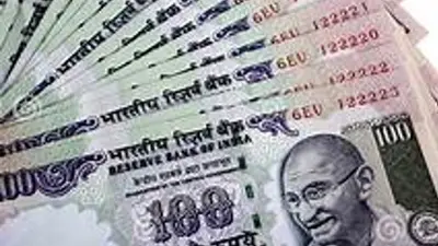 7th Pay Commission: नये साल में सरकारी कर्मचारियों को डबल गिफ्ट, सैलरी के साथ रिटायरमेंट की उम्र भी बढ़ी