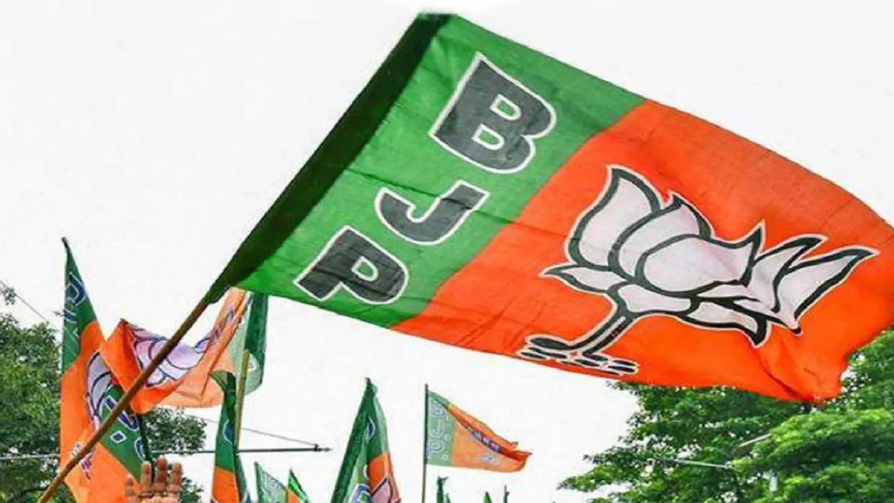 Gujarat Election 2022: गुजरात चुनाव का 30 साल पुराना इतिहास, बढ़ेगी टेंशन या मिलेगा समाधान! देखें आंकड़े