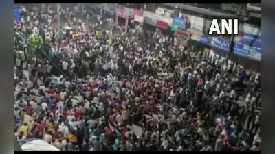 Gujarat Election: राजनीतिक दलों में आदिवासी वोटरों को रिझाने की क्यों लगी है होड़? जानिए पूरा समीकरण