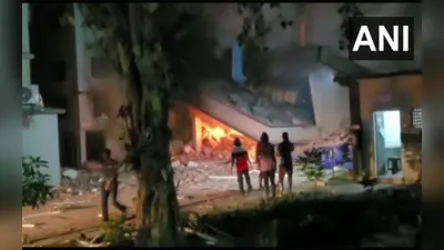 Gujarat: वलसाड की फार्मा कंपनी में जबरदस्त धमाके की वजह से लगी आग, 2 की मौत, 2 घायल