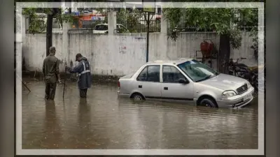 गुजरात और उत्तराखंड में भारी बारिश से बाढ़, लैंडस्लाइड, बद्रीनाथ नेशनल हाईवे बंद