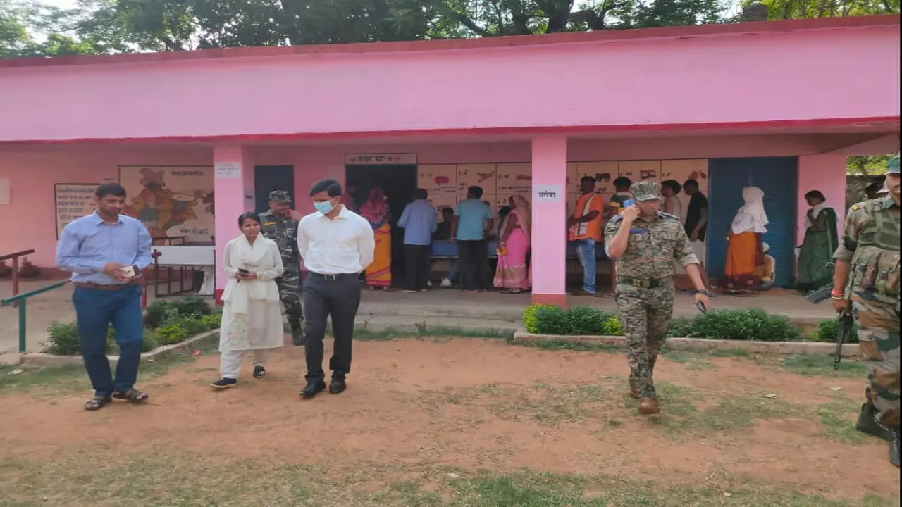 डिजिटल बीट पुलिसिंग में झारखंड का पहला जिला बना गुमला, स्मार्ट पुलिसिंग की ओर बढ़े कदम