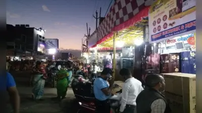 Dhanteras 2020 : गुमला के बाजारों में बरसा धन, 9 करोड़ से अधिक का हुआ कारोबार