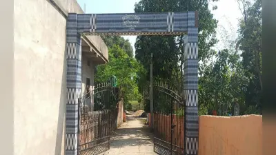Jharkhand News: झारखंड के इस श्मशान घाट में मोबाइल की रोशनी में हो रहा दाह संस्कार, लोगों ने की ये मांग