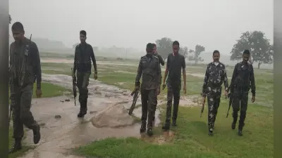 10 लाख के इनामी सबजोनल कमांडर रविंद्र गंझू की तलाश में जुटे पुलिस कप्तान, चलाया सर्च ऑपरेशन