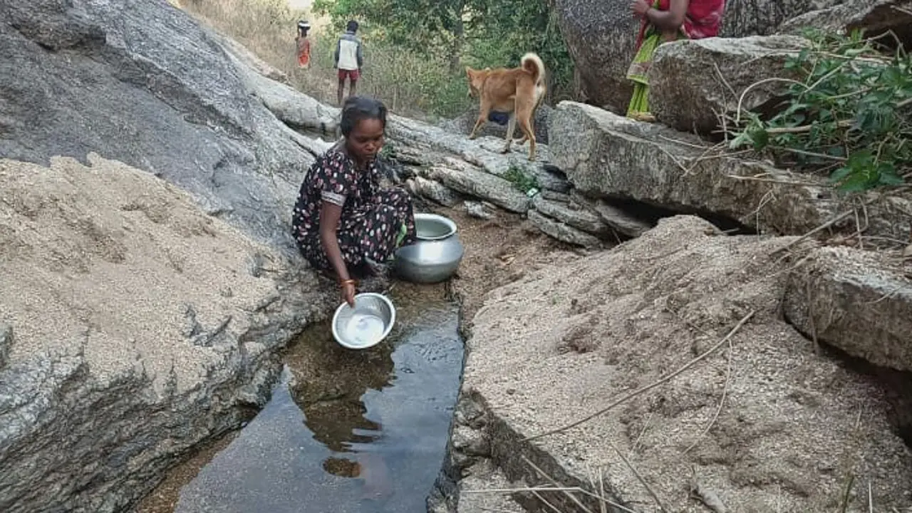 मुंडा व असुर जनजाति वाले गुमला के 11 गांवों का हाल, अब तक ना पीएम आवास बना, ना ही बिजली व सड़क की मिली सुविधा