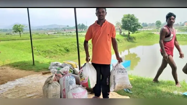 Fish Farming In Jharkhand : मछली पालन करते हैं, तो उठाएं इन योजनाओं का लाभ, ऐसे मिल सकता है लोन
