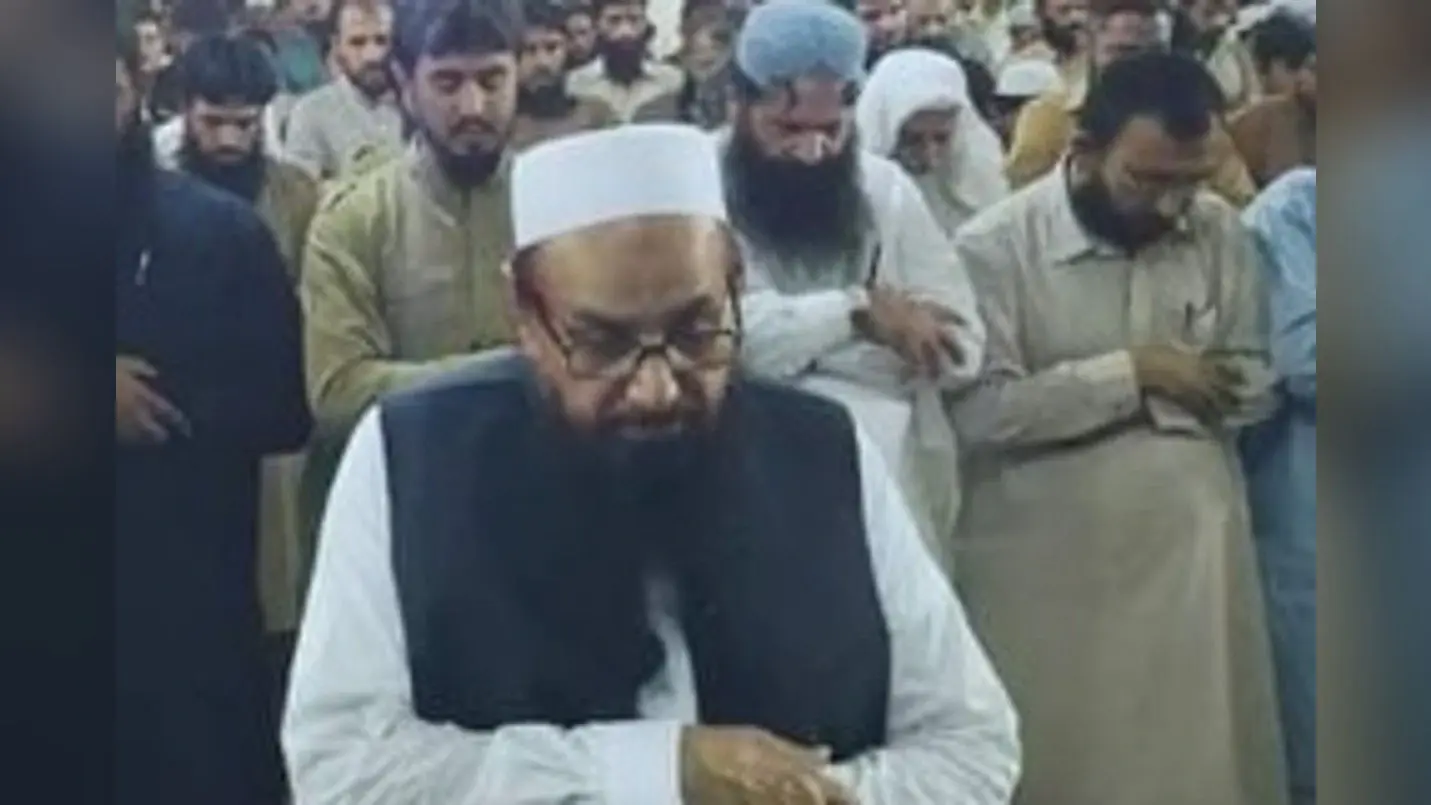 मुंबई हमले के मास्टरमाइंड हाफिज सईद को दोहरा झटका, भारत में बेटा तल्हा भी घोषित किया गया आतंकी