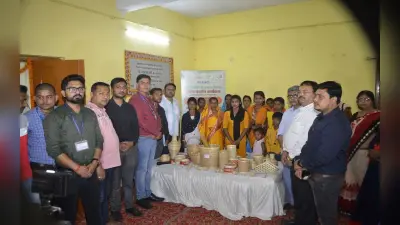 झारखंड: धनबाद में दो दिवसीय हस्तशिल्प प्रदर्शनी शुरू, मन मोह रहीं कलाकारों की कलाकृतियां
