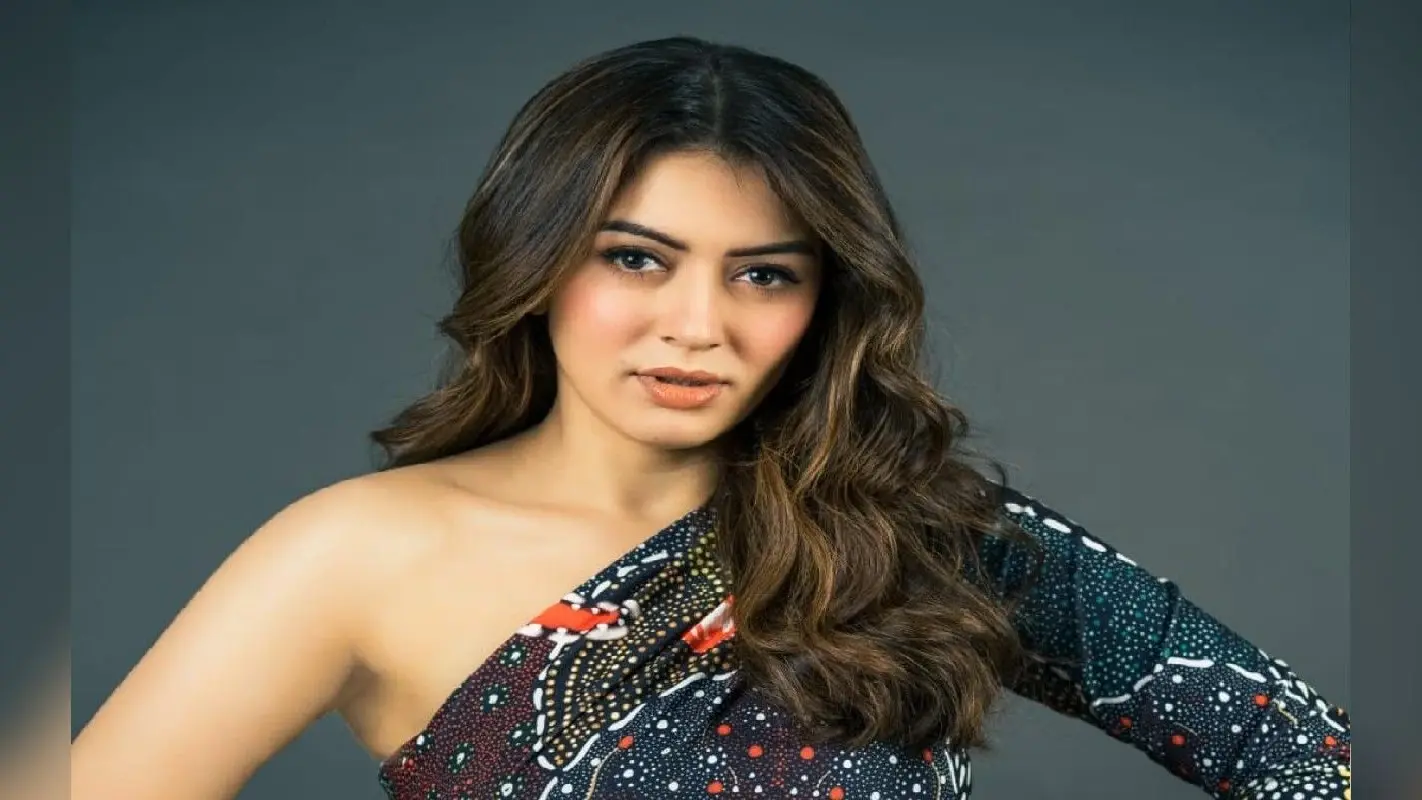 Hansika Motwani: कोई मिल गया फेम हंसिका मोटवानी 16 साल की उम्र में कैसे दिखने लगी थी मैच्योर, ये थी वजह!