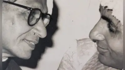 अमिताभ बच्चन के पिता हरिवंश राय बच्चन का अनसीन वीडियो आया सामने, जया बच्चन इस अंदाज में आई नजर
