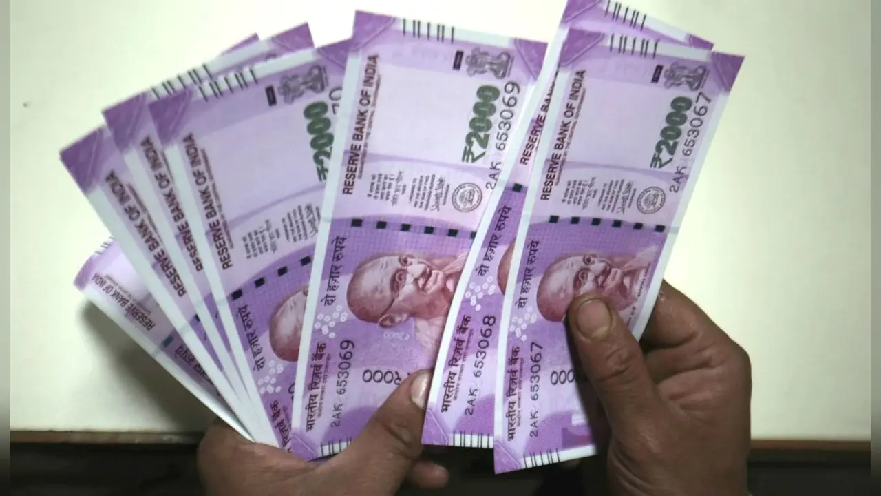EXCLUSIVE: हवाला के जरिए नेपाल भेजी जा रही भारतीय मुद्रा, जानिये क्यों तेजी से घट रही इंडियन करेंसी की वैल्यू