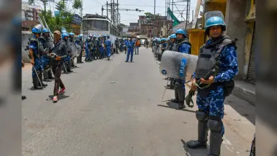 Bengal Violence: रांची के बाद अब बंगाल के मुर्शिदाबाद में भी इंटरनेट सेवा ठप, पुलिस अधिकारियों का तबादला