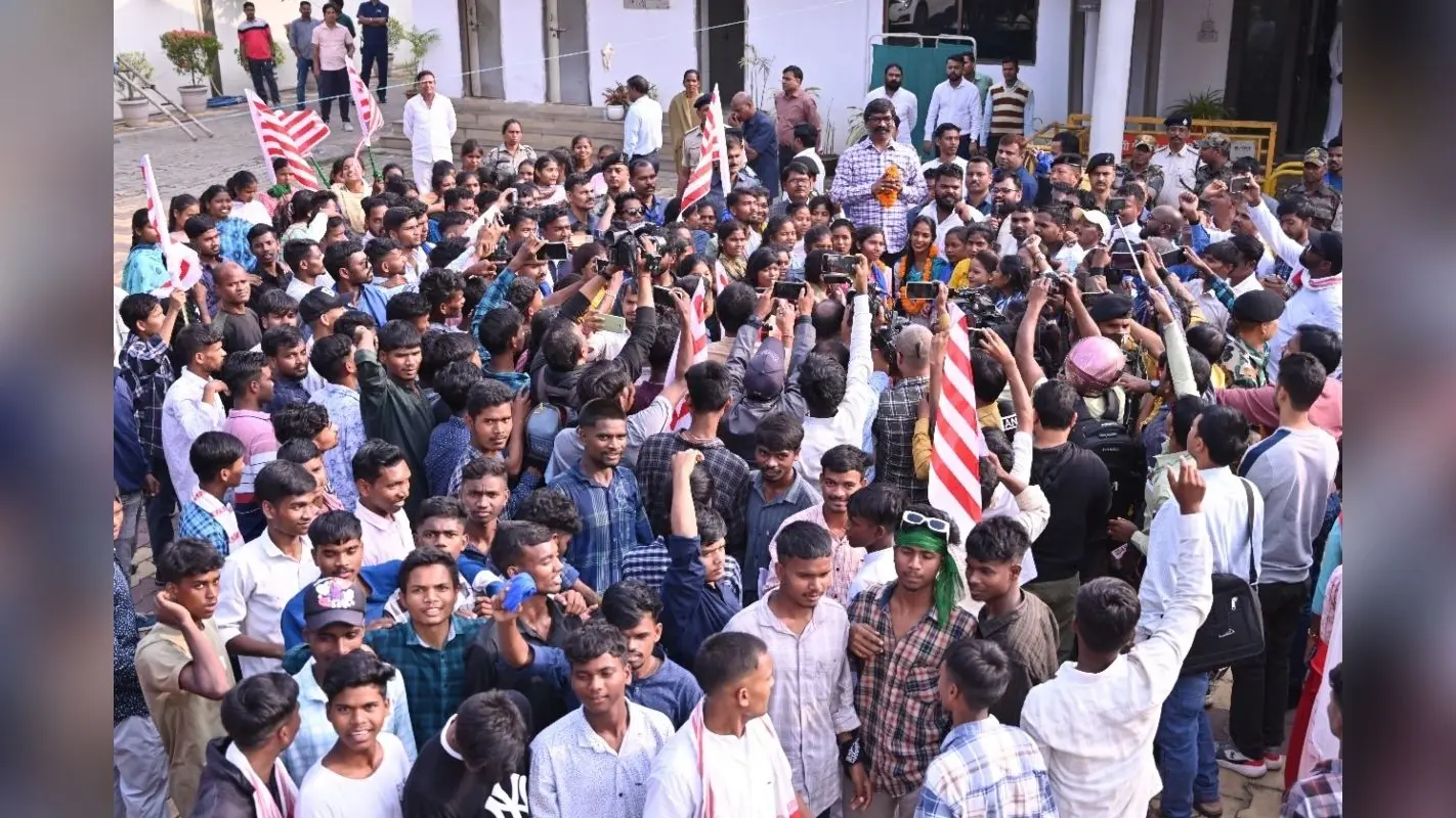 झारखंड: भारत बंद के दौरान ST/SC छात्रों पर दर्ज मुकदमे वापस लेने पर सीएम हेमंत सोरेन के प्रति जताया आभार