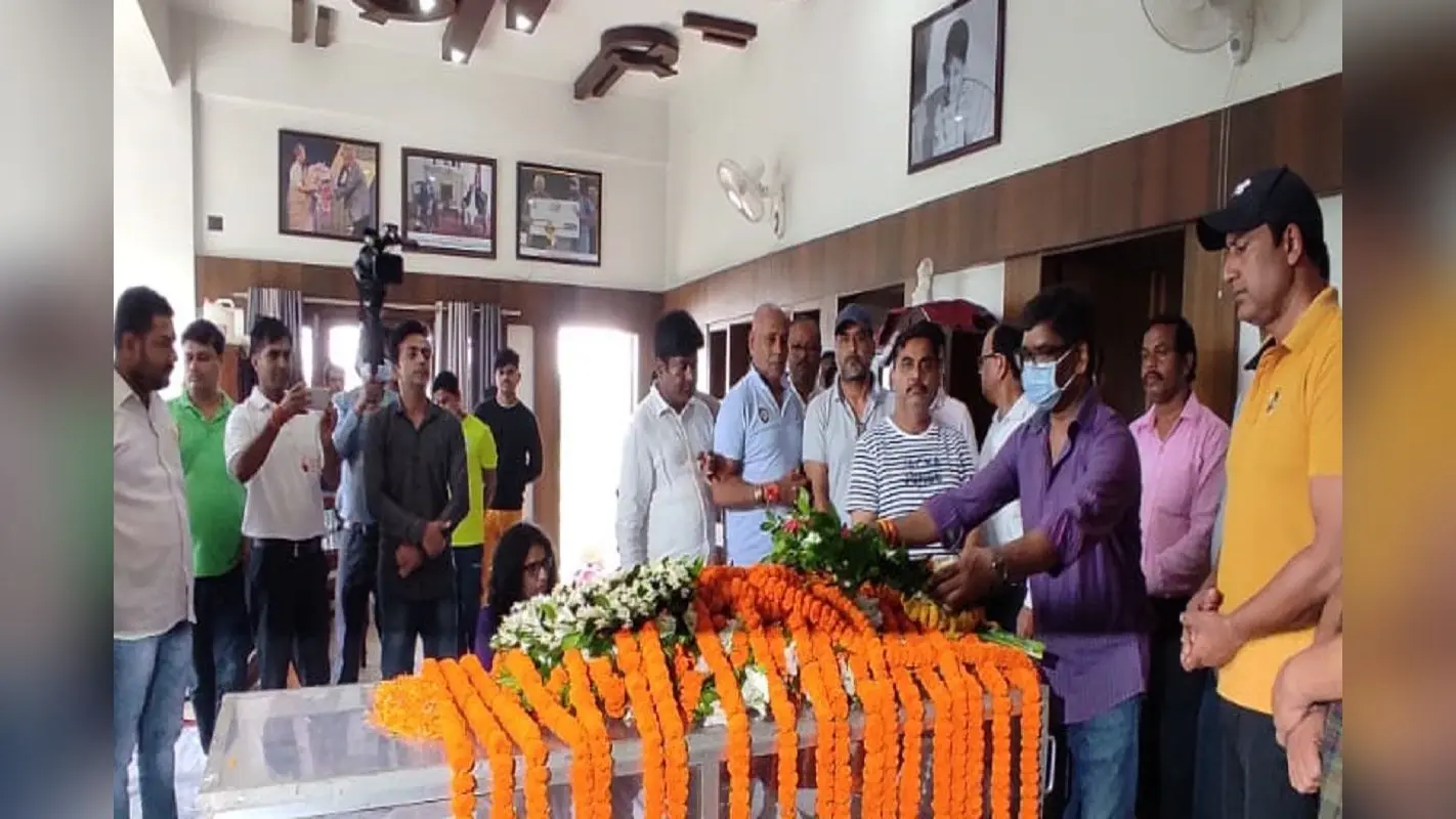 CM हेमंत सोरेन ने JPSC के पूर्व अध्यक्ष Amitabh Choudhary को दी श्रद्धांजलि, बोले-खो दिया जिंदादिल इंसान