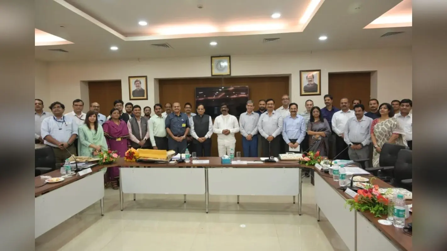 नीति आयोग से बोले सीएम हेमंत सोरेन, कोयले पर बढ़ायी जाए रॉयल्टी व ग्रीन कार्डधारियों को एफसीआई से मिले राशन