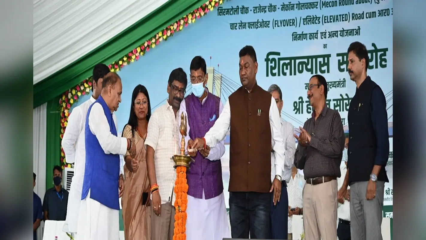 कृष्ण जन्माष्टमी पर सड़कों का शिलान्यास कर बोले CM हेमंत सोरेन, ट्रैफिक जाम से मिलेगी राहत