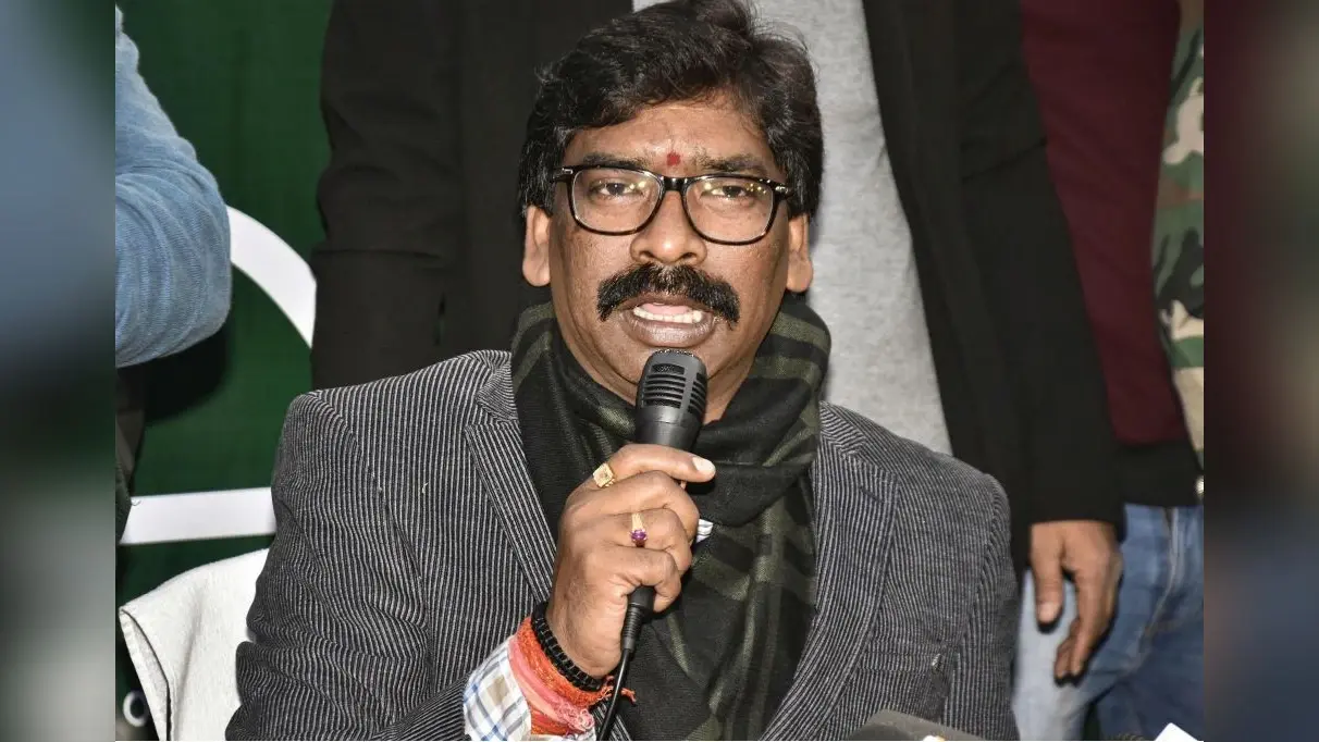 स्वास्थ्य सर्किट से जुड़ेगा झारखंड का हर गांव, सभी प्रखंडों को दो दो एंबुलेंस भी, गांव में संक्रमण रोकने के लिए कुछ ऐसा है सरकार का प्लान