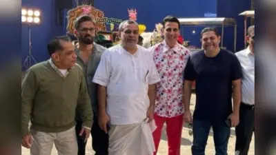 Hera Pheri 3 के सेट से पहली तसवीर आई सामने, इस अंदाज में दिखे राजू, श्याम और बाबू भैया